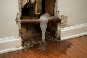 Frozen Pipe Water Removal